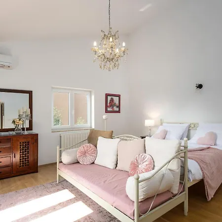 Ferienhaus Duga *